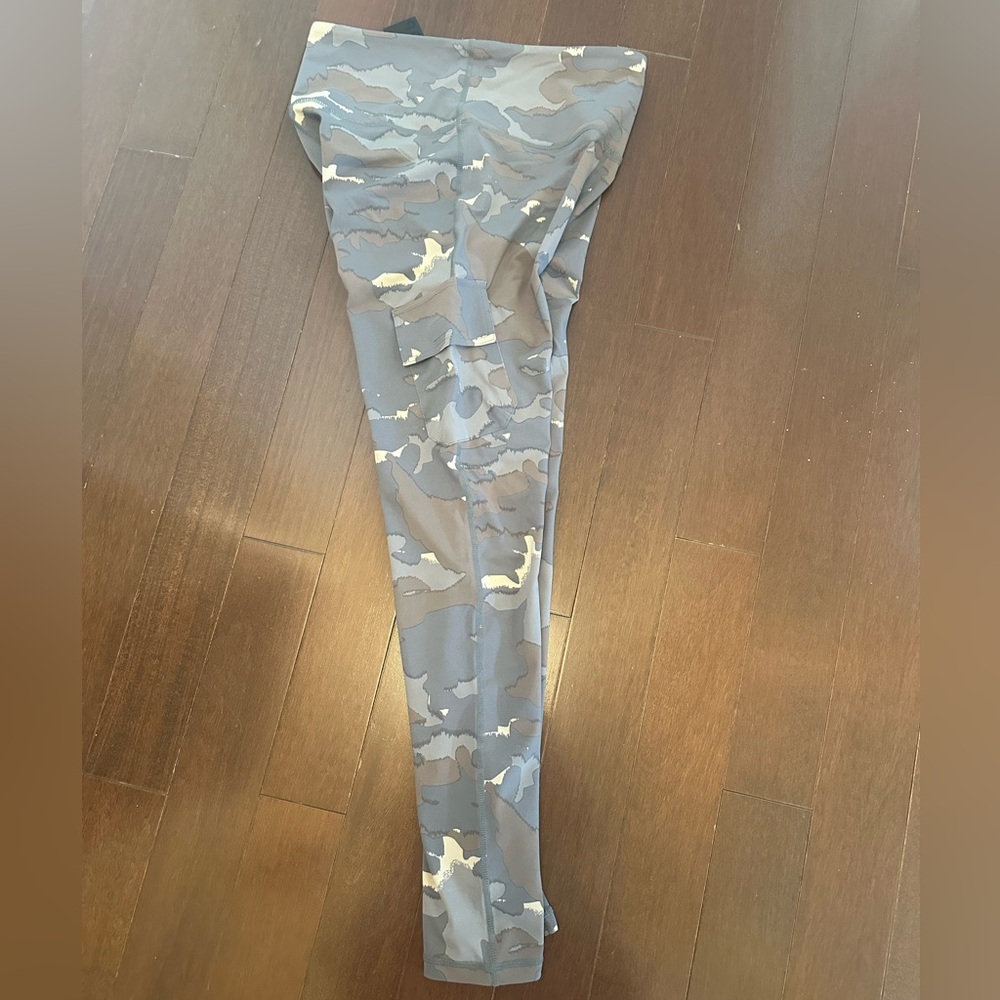 Mono B Camouflage Leggings